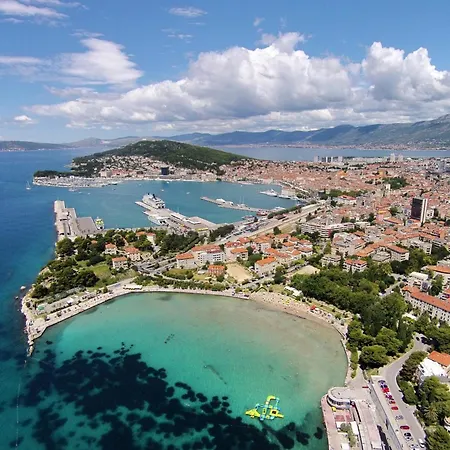 Guest house By The Sea - 23996 Split